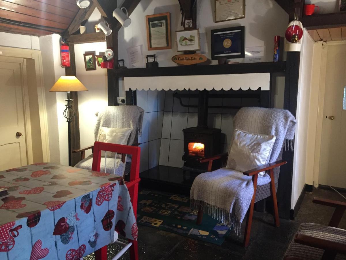 Ballycrossaun Cummins Cottages מראה חיצוני תמונה