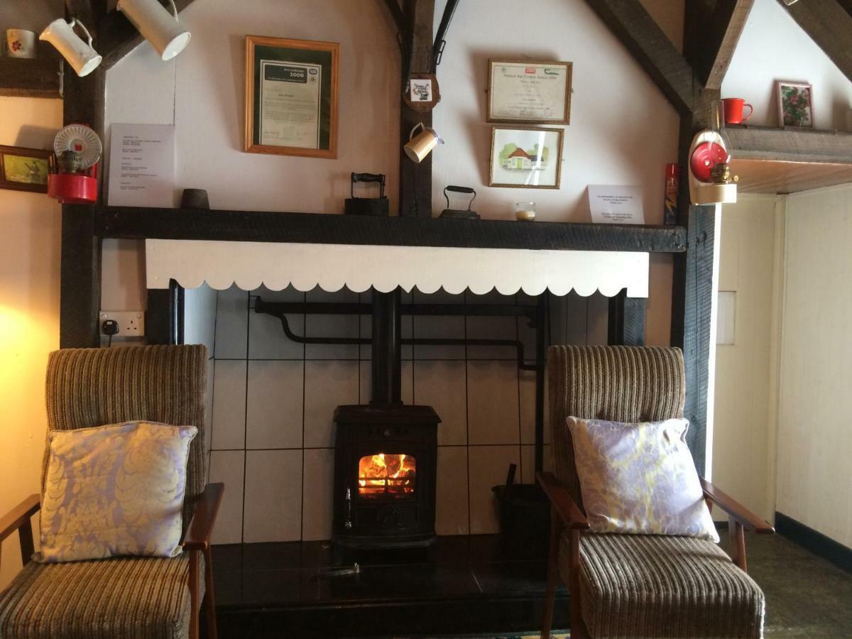 Ballycrossaun Cummins Cottages מראה חיצוני תמונה